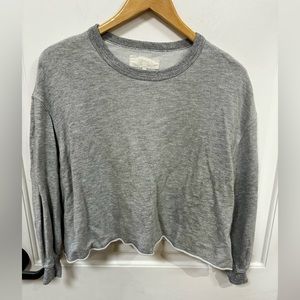 The GREAT Grey crewneck crop sweatshirt